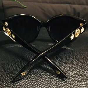 Authentic New Gucci Sunglasses